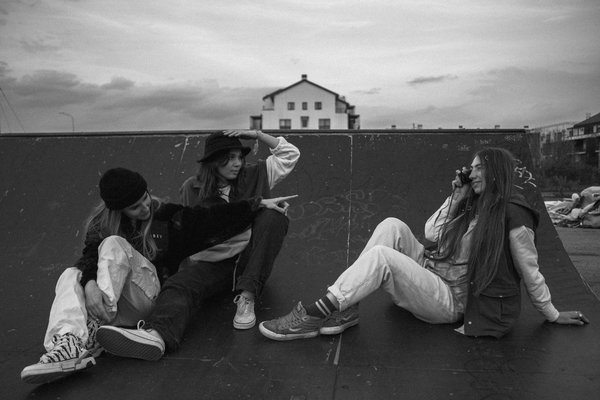 Shimmer and Shine: Your Ultimate Handbook for Incorporating Metallic Fabrics into Everyday UK Fashion